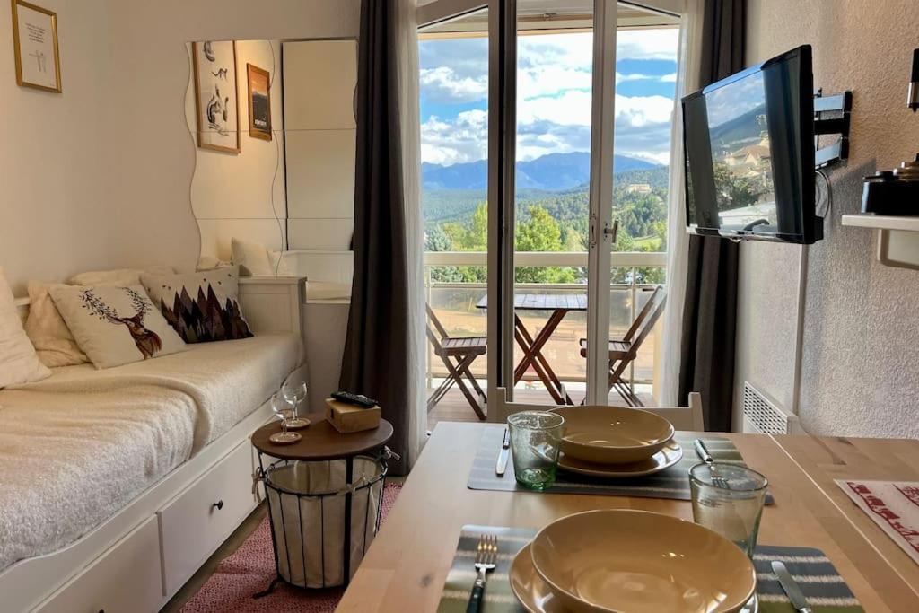 Cosy Au Pied Des Pistes Avec Vue Les Angles (Pyrenees-Orientales)